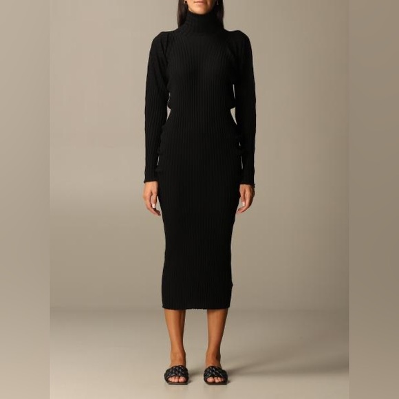 BOTTEGA VENETA 🖤 Ribbed Wool Turtleneck Dress - Picture 8 of 13